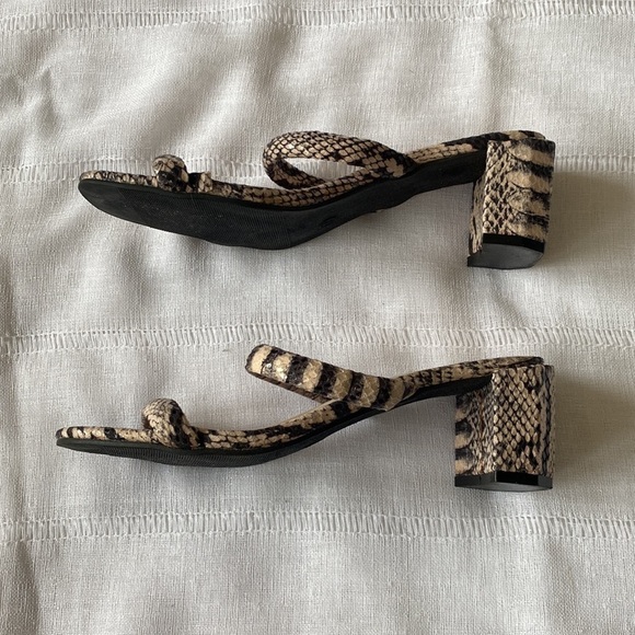 Olivia Miller 90s trendy block sandals in faux snakeskin pattern. - Picture 2 of 8